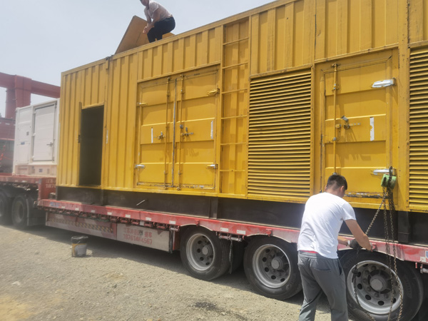 贾汪除了负载情况和发动机维护,还有哪些因素会影响 200kw 柴油发电机的油耗?