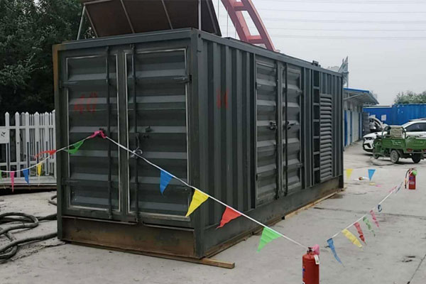 贾汪发电机租赁空气滤清器多久更换一次?